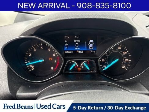 Used 2017 Ford Escape SE w/ SE Cold Weather Package AWD/4WD image 10