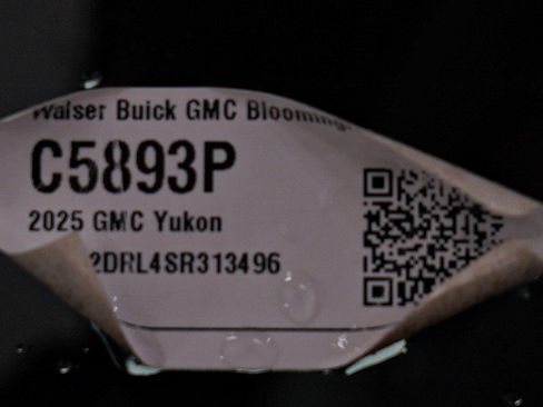 Used 2025 GMC Yukon Denali w/ Sun & Power Step Package AWD/4WD image 31
