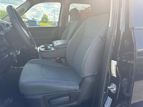 Used 2017 RAM 2500 Tradesman w/ Chrome Appearance Group AWD/4WD image 31