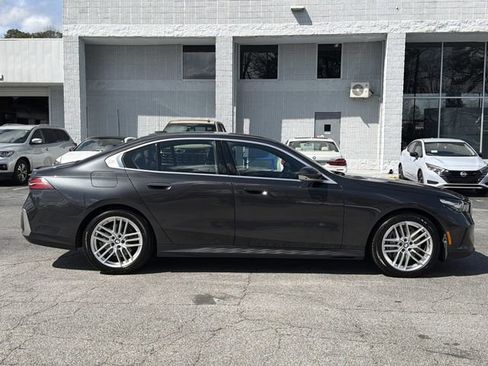 Used 2025 BMW 540i xDrive AWD/4WD image 28