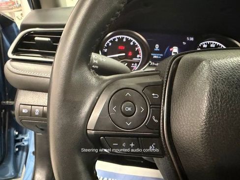Used 2024 Toyota Camry SE image 18