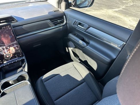 Used 2026 GMC Terrain Elevation w/ Technology Package II image 17