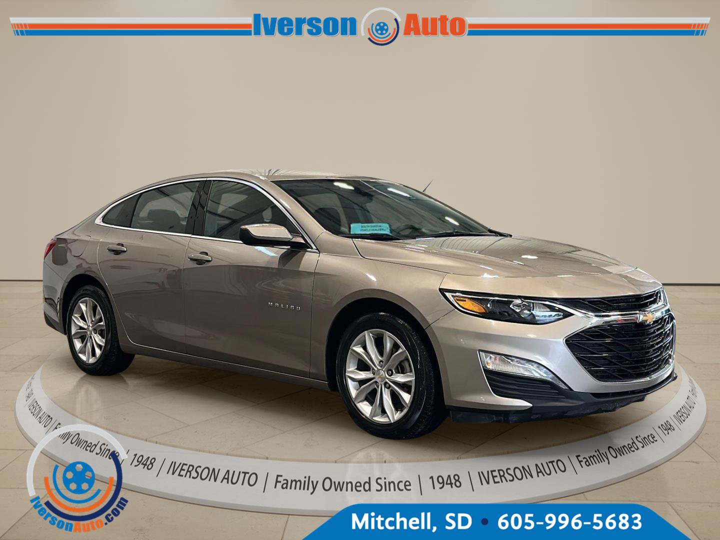Used 2025 Chevrolet Malibu LT FWD image 1