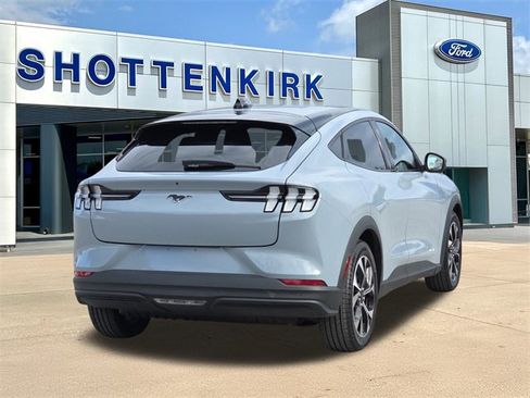 Used 2025 Ford Mustang Mach-E Select w/ Comfort Package Lite image 8