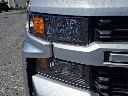 Used 2022 Chevrolet Silverado 1500 Custom w/ Rally Edition AWD/4WD image 9