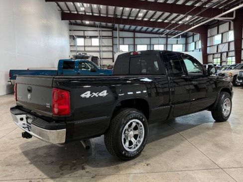 Used 2005 Dodge Dakota SLT w/ Trailer Tow Group AWD/4WD image 8
