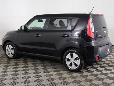 Used 2014 Kia Soul FWD image 8
