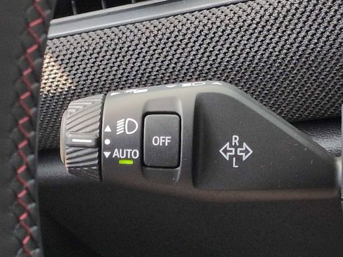 Certified 2025 MINI Cooper S FWD image 29