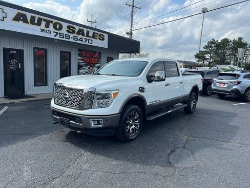 Used 2016 Nissan Titan Platinum Reserve image 2
