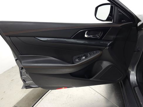 Used 2019 Nissan Maxima SR w/ Premium Package FWD image 15