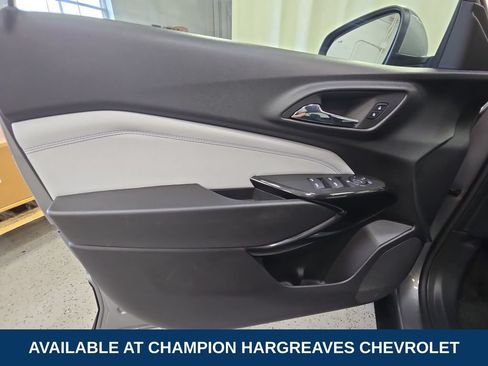 Used 2024 Chevrolet Trax LT w/ Driver Confidence Package FWD image 30