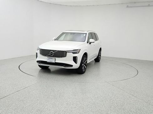 New 2026 Volvo XC90 B5 Core image 1