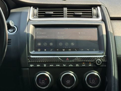 Used 2020 Jaguar E-PACE AWD/4WD image 9