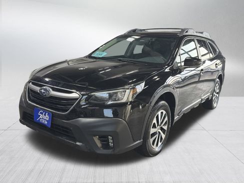 Certified 2020 Subaru Outback Premium image 3