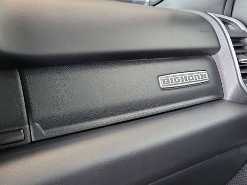 Used 2020 RAM 1500 Big Horn AWD/4WD image 25