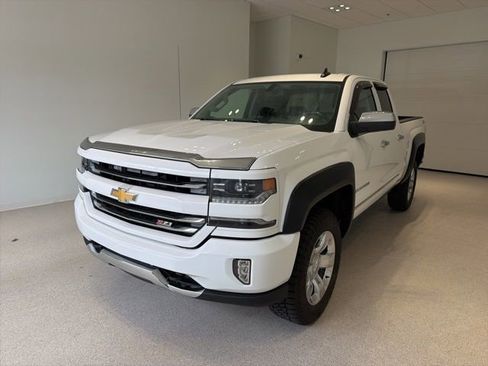 Used 2016 Chevrolet Silverado 1500 LTZ Z71 AWD/4WD image 3
