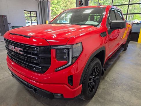 Used 2024 GMC Sierra 1500 Elevation AWD/4WD image 5
