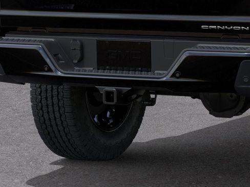 New 2026 GMC Canyon Denali image 14