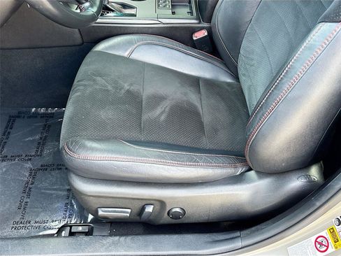 Used 2016 Toyota Camry XSE FWD image 18