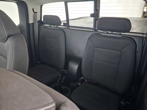 Used 2017 Chevrolet Colorado LT w/ LT Convenience Package image 18