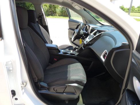 Used 2017 Chevrolet Equinox LT w/ Convenience Package FWD image 41
