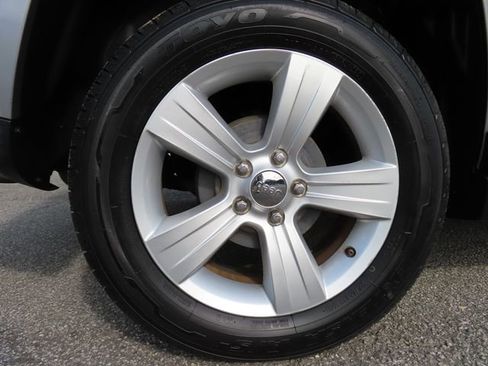 Used 2016 Jeep Compass Sport w/ Power Value Group FWD image 35