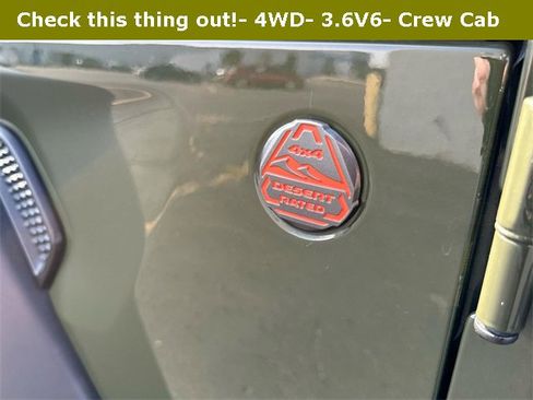 Used 2023 Jeep Gladiator Mojave w/ Cold Weather Group image 29