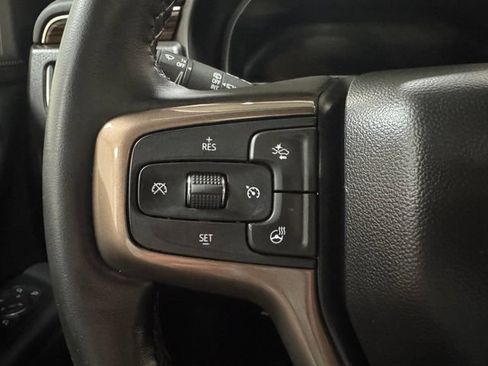 Used 2023 Chevrolet Suburban High Country AWD/4WD image 19