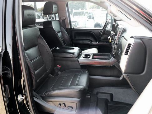 Used 2018 GMC Sierra 2500 Denali w/ Duramax Plus Package image 37