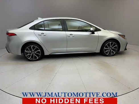 Used 2021 Toyota Corolla SE FWD image 6