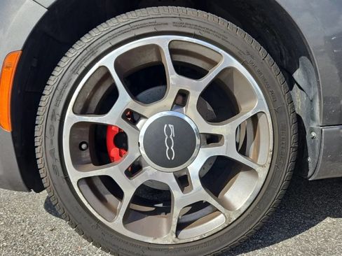 Used 2012 FIAT 500 Sport w/ Safety & Sound Pkg FWD image 2