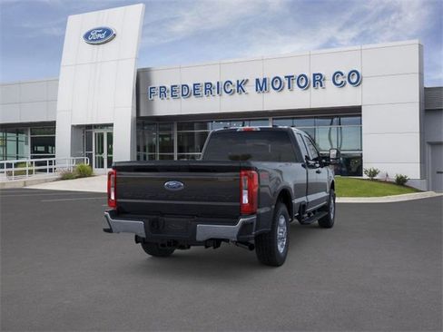 New 2026 Ford F250 XLT w/ FX4 Off-Road Package image 8