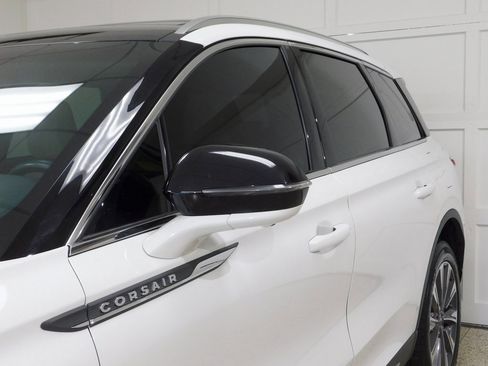 Used 2021 Lincoln Corsair Reserve image 20