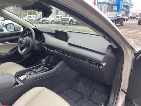 Used 2025 MAZDA MAZDA3 s image 19