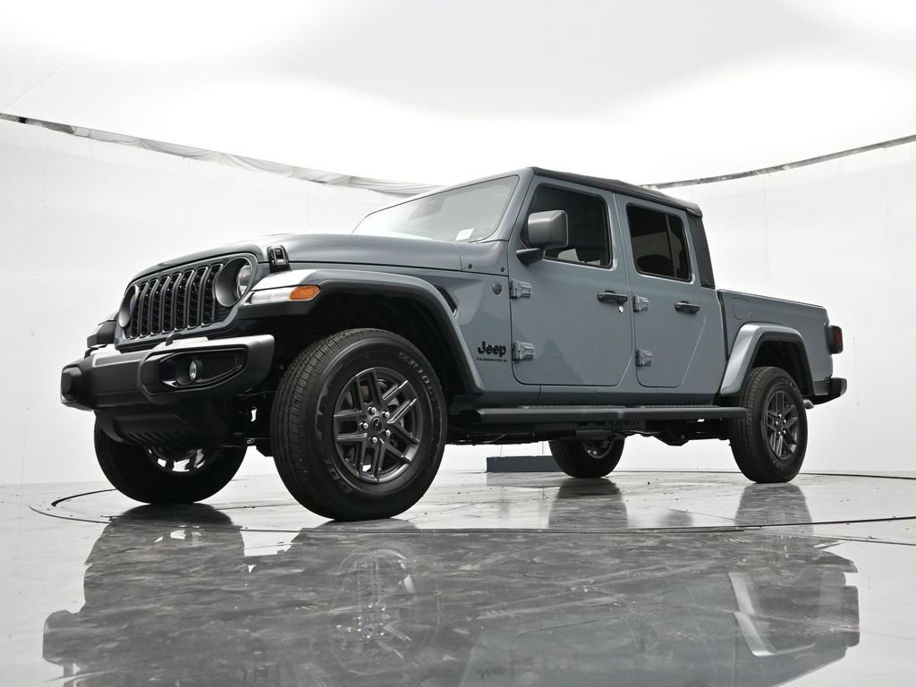 New 2026 Jeep Gladiator Sport AWD/4WD image 35
