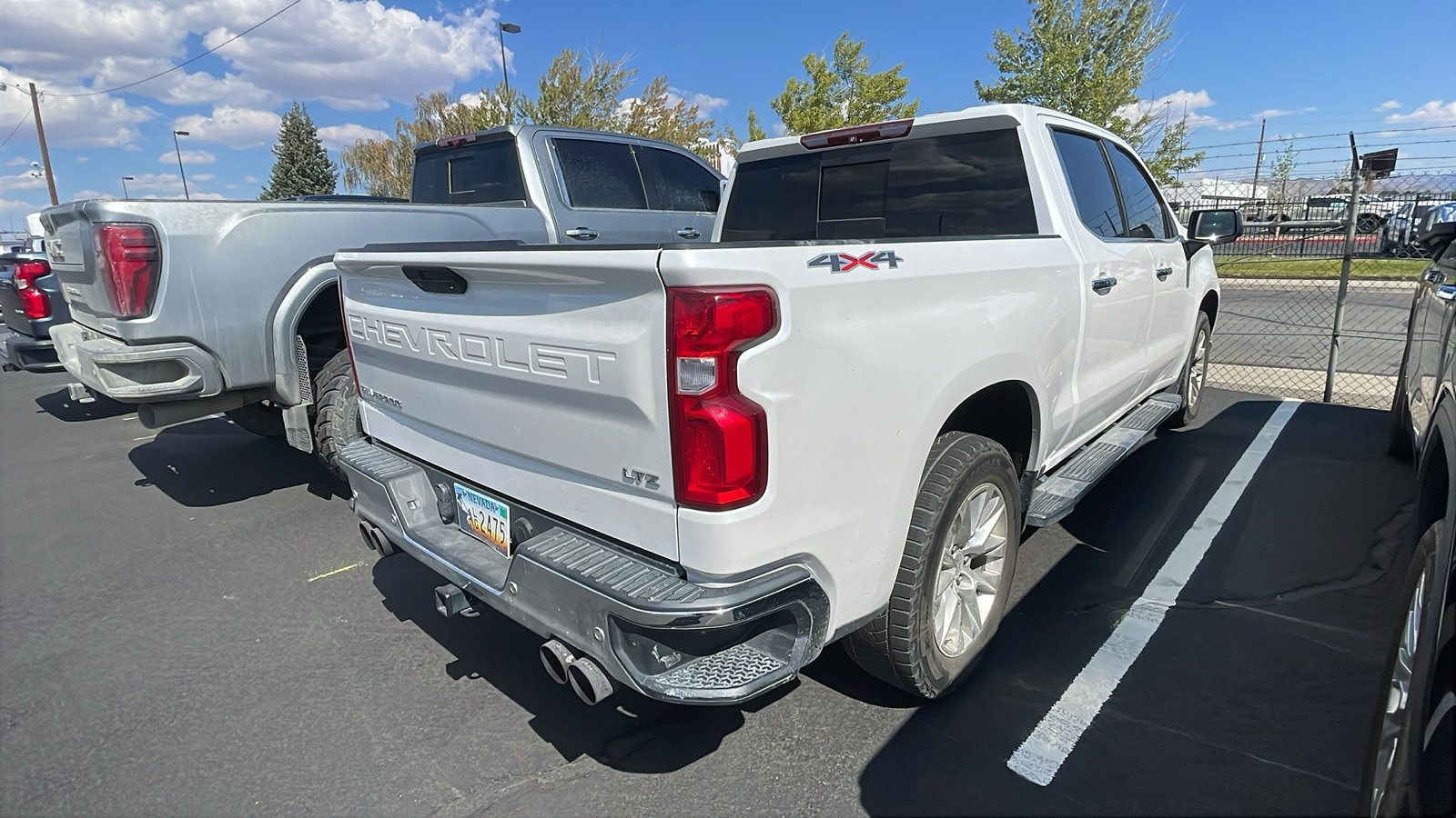 Used 2019 Chevrolet Silverado 1500 LTZ w/ LTZ Plus Package AWD/4WD image 3