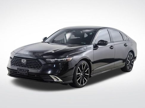 Used 2024 Honda Accord Touring image 1