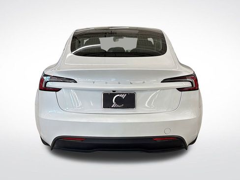 Used 2024 Tesla Model 3 Standard Range image 4