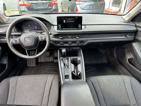 Used 2025 Honda Accord SE image 14