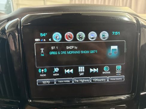 Used 2019 Chevrolet Traverse LT w/ LT Premium Package image 25