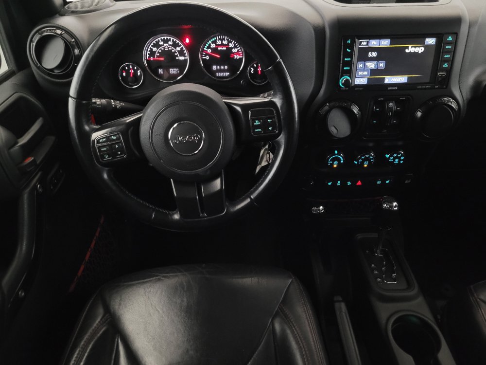 Used 2017 Jeep Wrangler Unlimited Rubicon AWD/4WD image 22