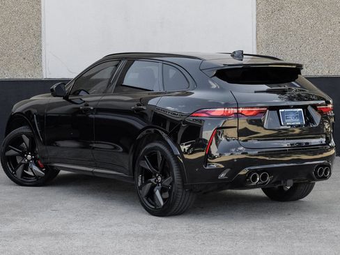Used 2025 Jaguar F-PACE SVR AWD/4WD image 14