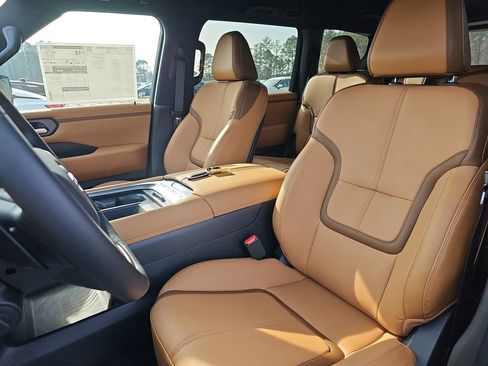 New 2026 Nissan Armada SL w/ Captain's Chari Seat Package image 20