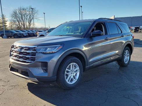 New 2026 Ford Explorer Active image 8