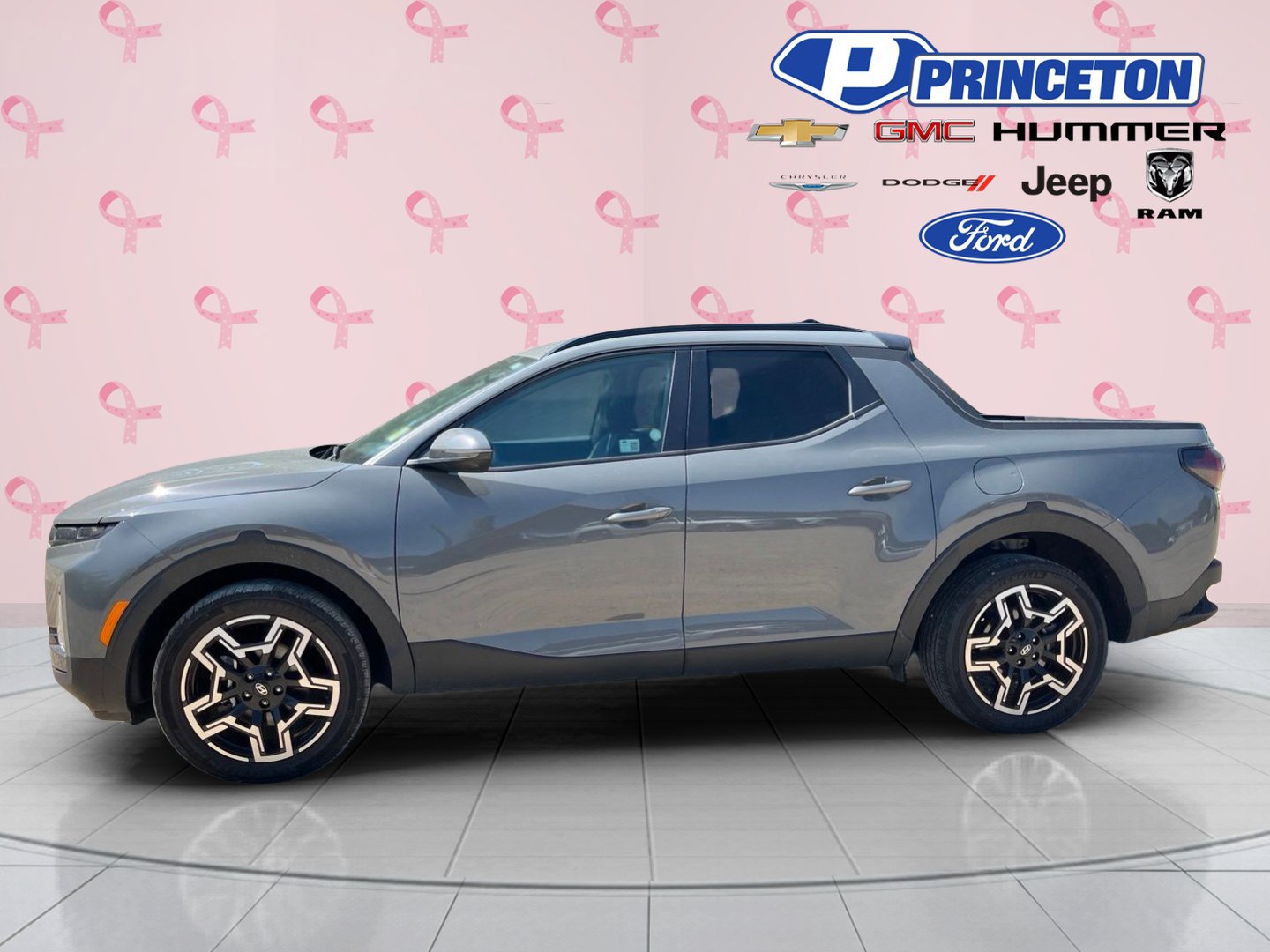 Used 2025 Hyundai Santa Cruz Limited AWD/4WD image 4