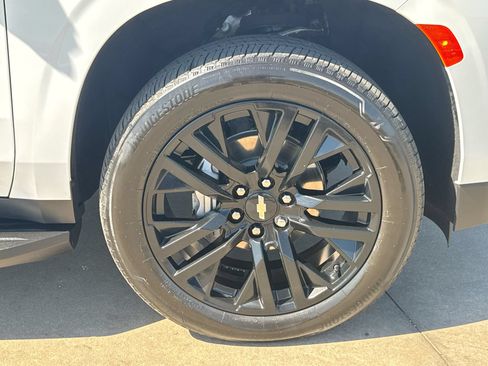 Used 2024 Chevrolet Tahoe RST w/ Luxury Package AWD/4WD image 10