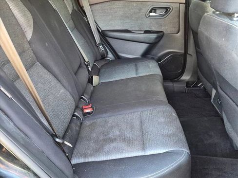 Used 2021 Nissan Rogue SV FWD image 18