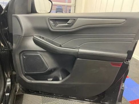 Used 2023 Ford Escape Active w/ Tech Pack #1 AWD/4WD image 20