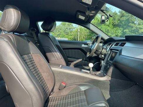 Used 2013 Ford Mustang Shelby GT500 image 13