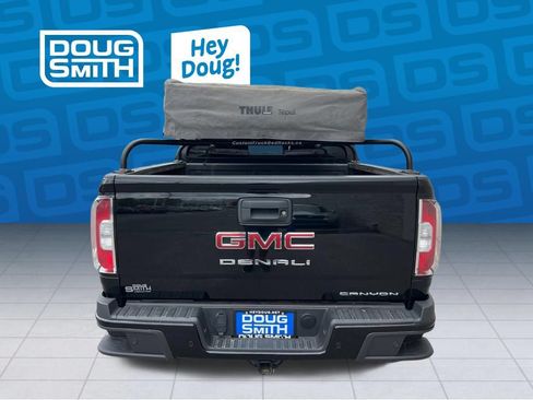 Used 2022 GMC Canyon Denali AWD/4WD image 5